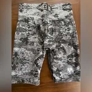 Women’s Best biker shorts size medium